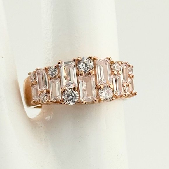 Beautiful 1.7ct White Topaz Baguette Ring - Sz 7 - 14kt Rose Gold Over Sterling - Picture 8 of 12